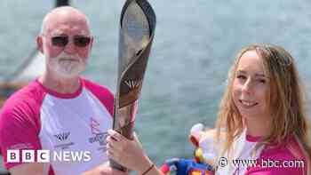 Commonwealth Games 2022: Queen's baton tour of Isle of Man begins - BBC