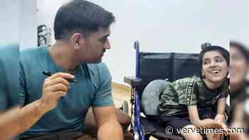 Mahendra singh dhoni met specially abled fan lavanya see photos video mhsd - Verve Times