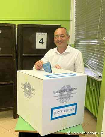 Luca Serale, assessore uscente e candidato con Centro per Cuneo, ha votato - TargatoCn.it