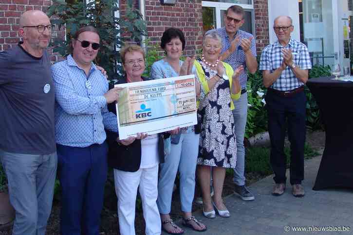 NEOS schenkt 10.000 euro aan De Kleppe