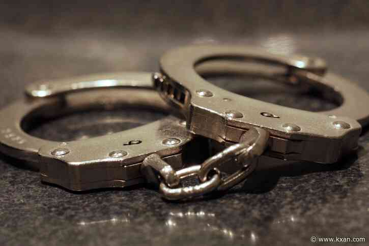 Victim shoots robbery suspect at The Domain