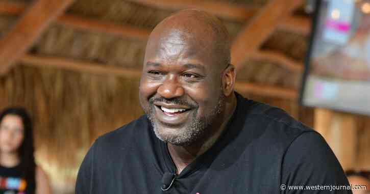 NBA Legend Shaquille O'Neal Gives Surprise to Every Customer at Packed Restaurant - Orders Staff to Keep it a Secret Until He Leaves