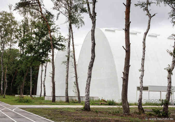 Buchtipp: Belgische Planungskultur
 - Celebrating Public Architecture. Buildings from the Open Call in Flanders 2000-21