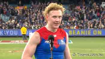 Big Freeze: Melbourne superstar Clayton Oliver booed by Collingwood fans in awkward Neale Daniher Trophy presentation - 7NEWS