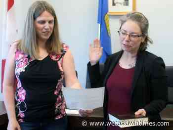 Making it official - Wetaskiwin Times Advertiser
