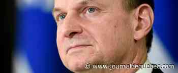 Rencontre avec Gary Bettman: Eric Girard charmé... par Wayne Gretzky