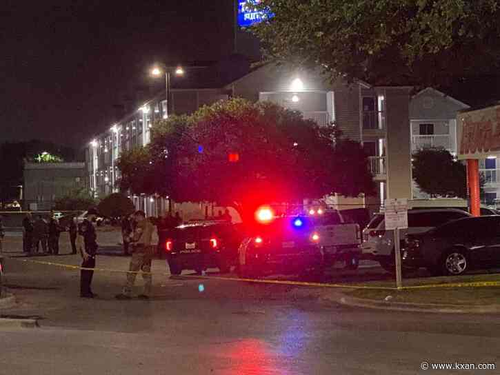 Guns, drugs, nearly $7K in cash recovered from hotel room after north Austin police shooting