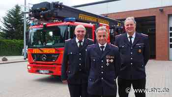 Hohe Feuerwehr-Ehrungen: Tornesch: Georg Gruntmann löschte noch bis 65 unter Atemschutz - shz.de