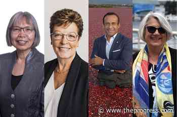 University of Fraser Valley presents honorary doctorate degrees to 4 people – Chilliwack Progress - Chilliwack Progress