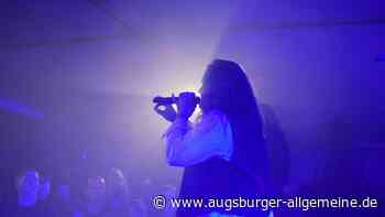 Das Wacken des Südens liegt tief in den Stauden