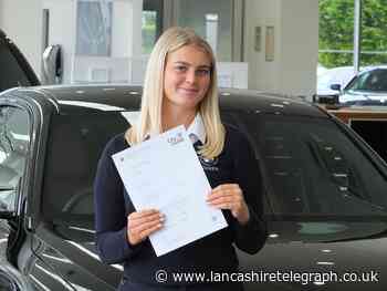 Bowker BMW customer service apprentice achieves top grade