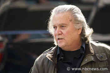 Federal judge won't dismiss contempt charges against Steve Bannon