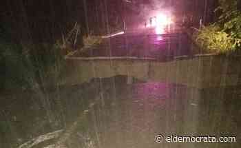 Por intensa lluvia colapsa puente entre Misantla y Martínez de la Torre - El Demócrata