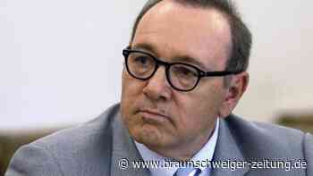 Kevin Spacey vor Gericht in London eingetroffen
