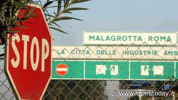 Le fiamme sul sistema romano dei rifiuti