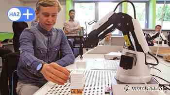 Digitalisierung in Hemmingen: KGS eröffnet Technologielabor mit Robotern - HAZ