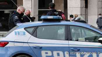 Prato, veglia per tre giorni il cadavere dell'anziana madre morta in casa - Il Tirreno