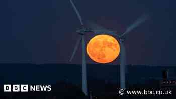 In pictures: Strawberry Moon lights up West Midland skies