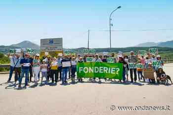 A Buccino protesta pacifica per dire NO alle Fonderie Pisano e all'impianto rifiuti Buoneco - ondanews