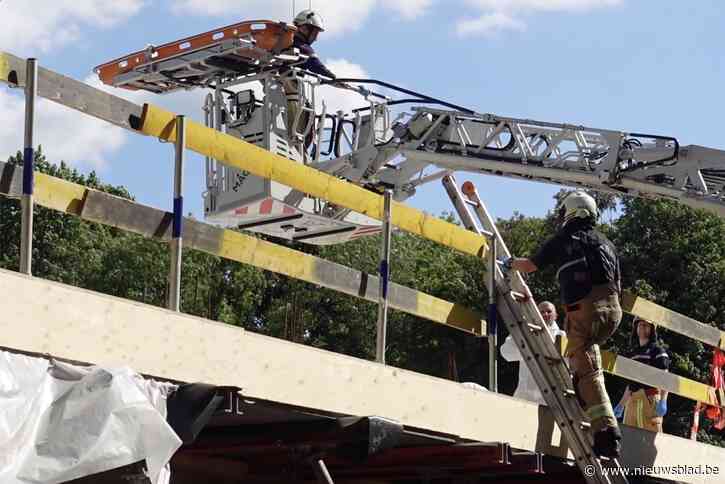 Bouwwerf blijft gesloten na ongeval dat twee arbeiders het leven kostte: “Wij eisen garanties voor de veiligheid”