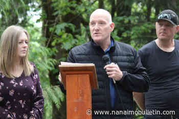 Plaque placed at Extension park to remember longtime RDN director