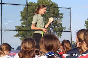 VIDEO: Nanaimo minor soccer players score on Olympic gold-medal-winning keeper – Nanaimo News Bulletin - Nanaimo Bulletin