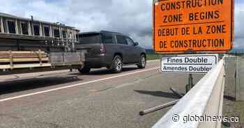 Calgary driver criminally charged for going 135 km/h in construction zone - Global News