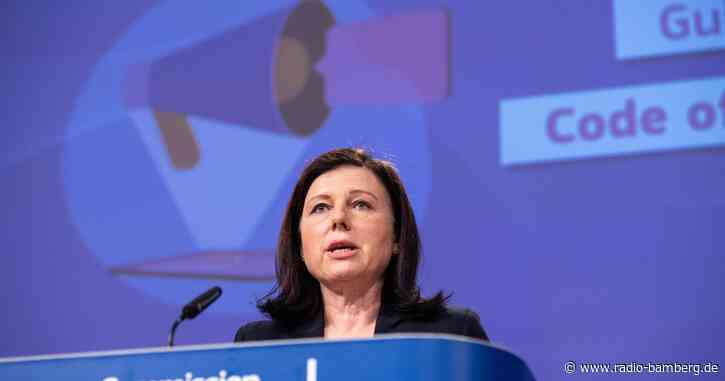 EU verstärkt Einsatz gegen Desinformation im Internet