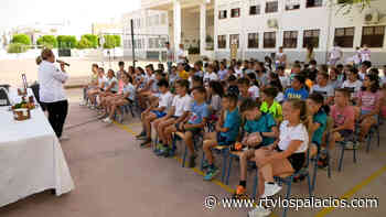 El colegio palenque organiza un taller de cocina saludable impartido por loli rincón, jefa de cocina del restaurante manolo mayo - RTV Los Palacios