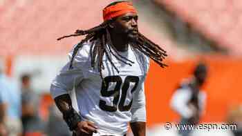 Clowney back with Browns because of Watson