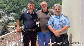 Positano: conferiti i gradi di maresciallo capo a Lucio Maresca e maresciallo ordinario a Riccardo Cremonese - Positanonews - Positanonews