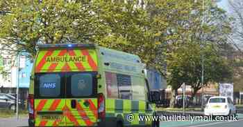 Hull dad dies in front of kids after 'disgusting' ambulance crew left him at home - Hull Live