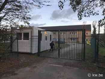 Burgemeester stelt zich vragen bij openblijven van asielcentrum Koksijde deze zomer: “Is er voldoende activiteit voor de bewoners?” - KW.be
