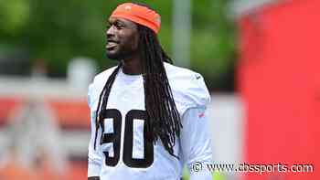 Jadeveon Clowney said Deshaun Watson is a main reason he stayed with the Browns