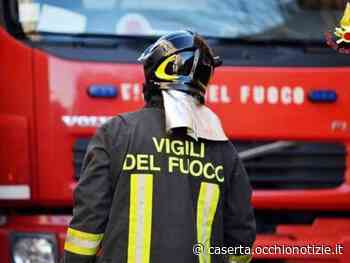 Incendio tra San Prisco e Santa Maria Capua Vetere, in fiamme un palazzo - L'Occhio di Caserta