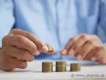 Boni von Führungskräften in Großunternehmen der chemisch-pharmazeutischen Industrie erneut deutlich rückläufig