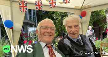 Veteraan George Sutherland viert zijn 100ste verjaardag in Talbot House in Poperinge - VRT NWS
