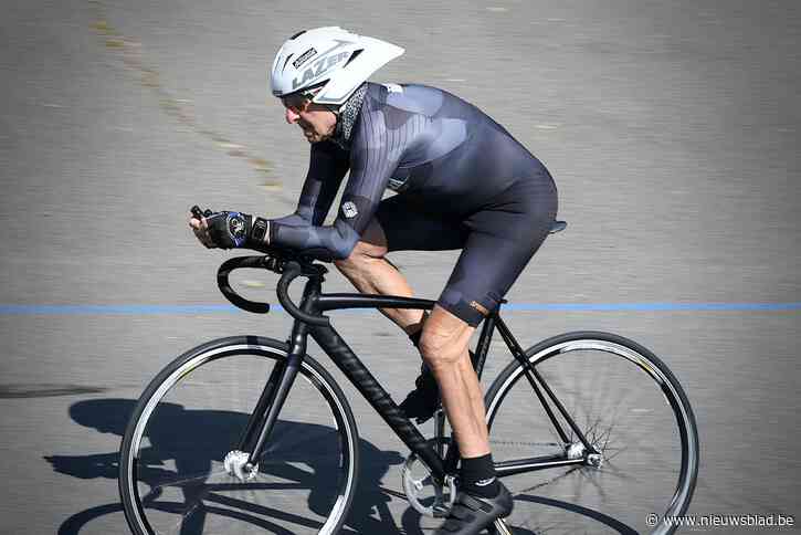 Herman (80) doet aanval op uurrecord fietsen: “Als ik in de eerste bocht niet val, komt het goed”