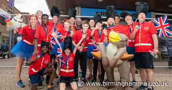 Royal Sutton Fun Run 2022: wedding bells, superheroes & good causes – the tales behind those running - Birmingham Live