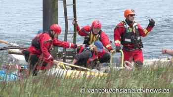 Courtenay River rescue concludes with no injuries | CTV News - CTV News VI