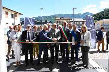 Clusone - Taglio del nastro per la nuova sede Ascom di Clusone- Alta Val Seriana e Val di Scalve Servizi e consulenza per 1065 imprese dell'area - Araberara