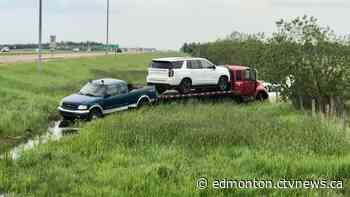 Two truck crash south of Morinville under investigation - CTV News Edmonton