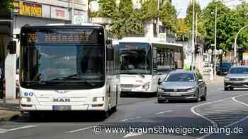 Stadt Wolfsburg plant Radstreifen auf Schillerstraße