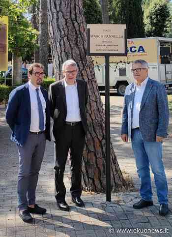 FOTO | Maurizio Landini sosta lungo Viale Marco Pannella - ekuonews.it