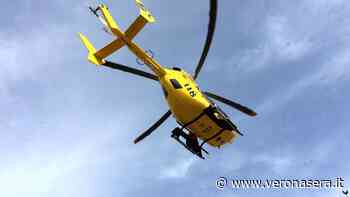 Scontro tra auto e moto sul lago di Garda: ferito grave portato in ospedale - VeronaSera