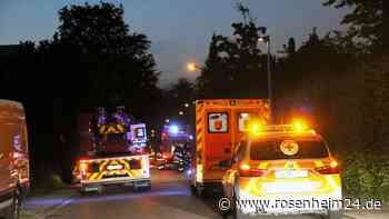 Feuerwehreinsatz in Rosenheim wegen glimmender Kippen - Bewohner müssen in Klinik