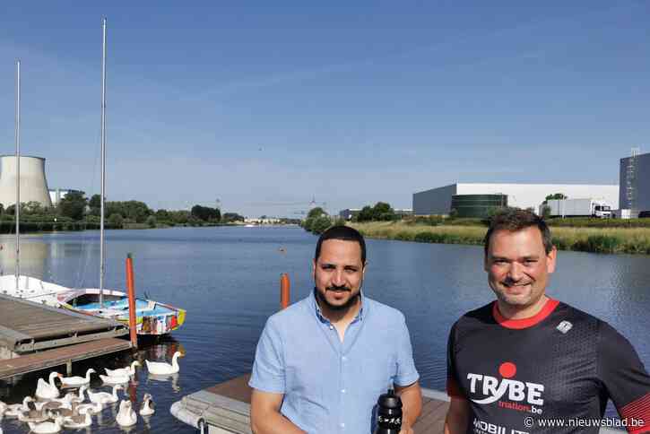 Openluchtzwemmen in insteekdok beperkt toegelaten, maar het is een begin: “We zijn al blij dat we met één voet in het water zitten”