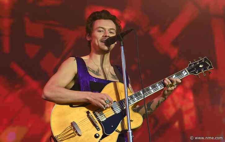 Harry Styles pays tribute to first school teacher at gig