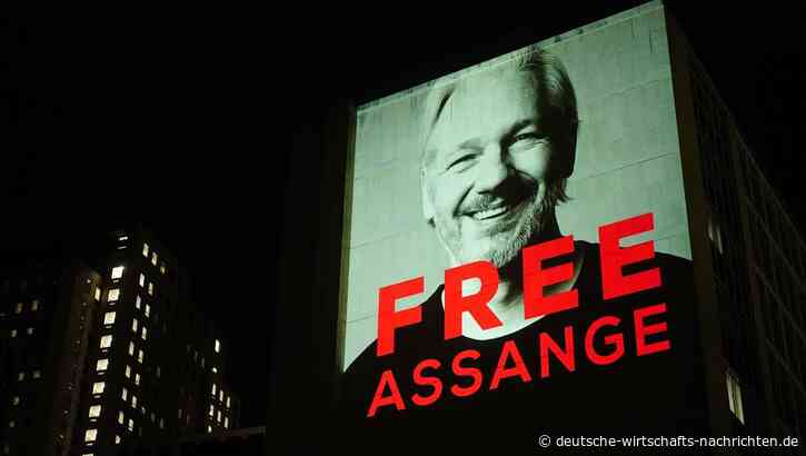 Scharfe Kritik an Baerbock für Verteidigung von Assange-Auslieferung an USA