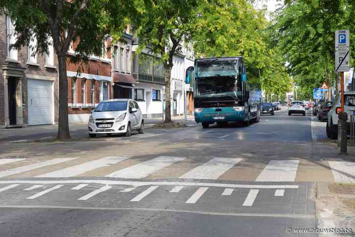 Stad zwiert verkeersdrempels uit Koning Albertstraat